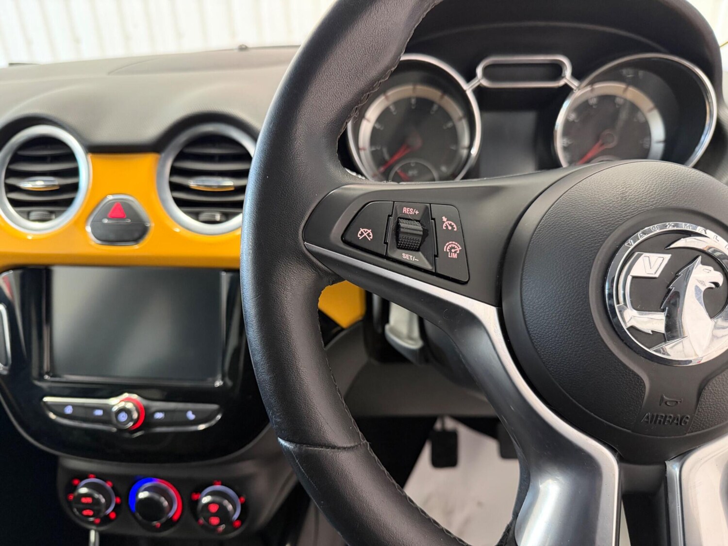 Used Vauxhall ADAM 2017 for sale - 77909293: Photo 18