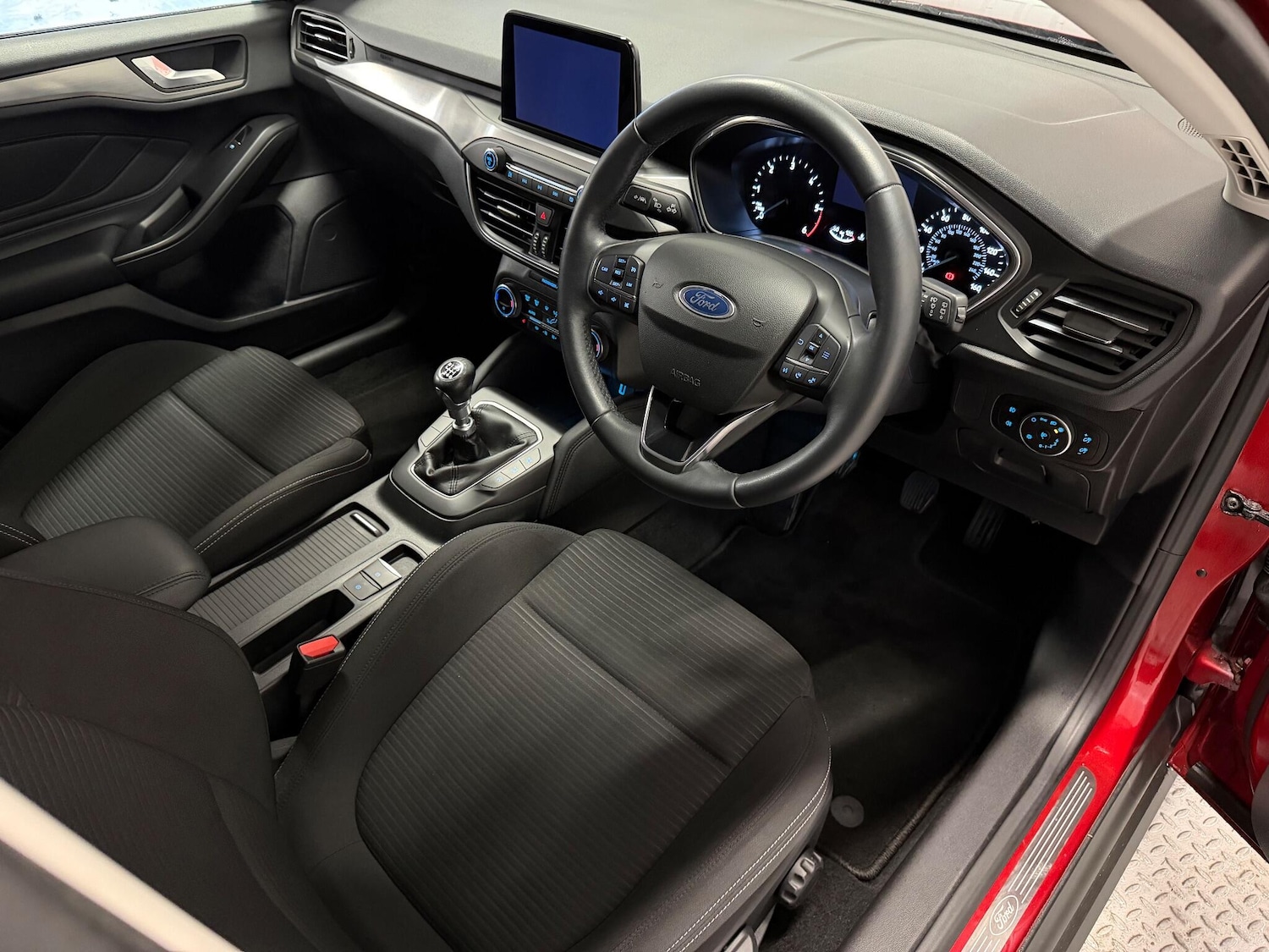 Used Ford Focus for sale - 77242368: Photo 18