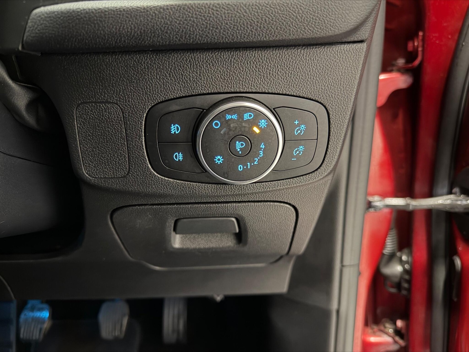 Used Ford Focus for sale - 77242368: Photo 23