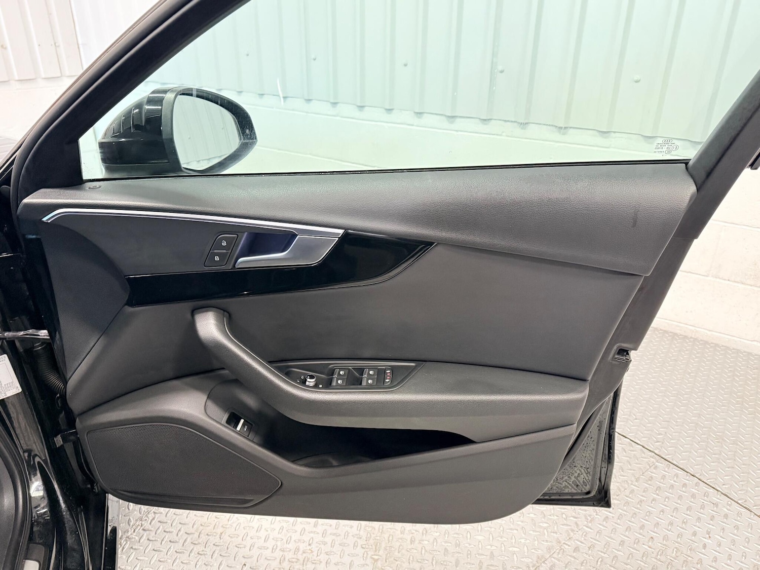 Used Audi A4 Avant for sale - 77315229: Photo 18