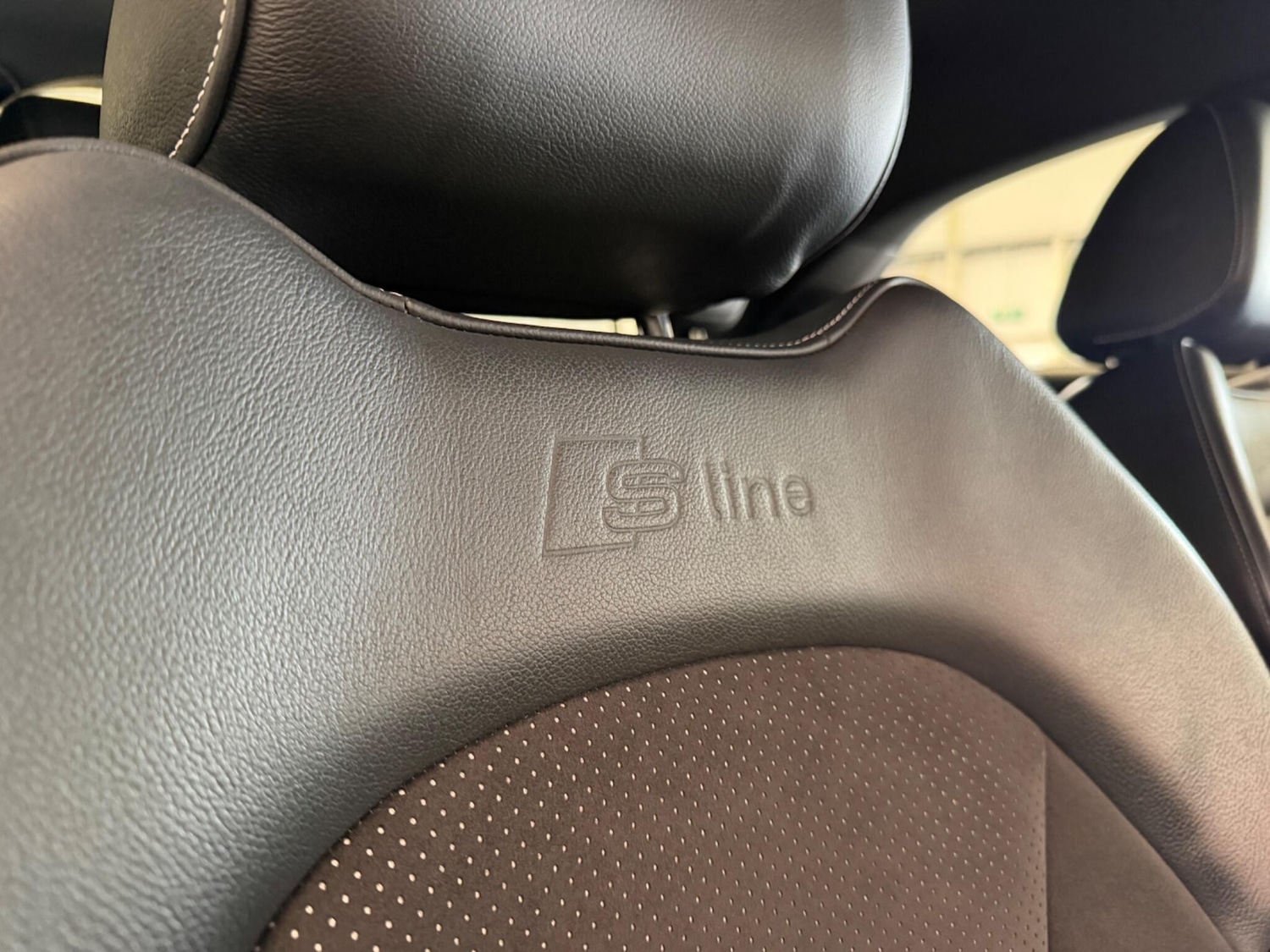 Used Audi A1 for sale - 77993735: Photo 28