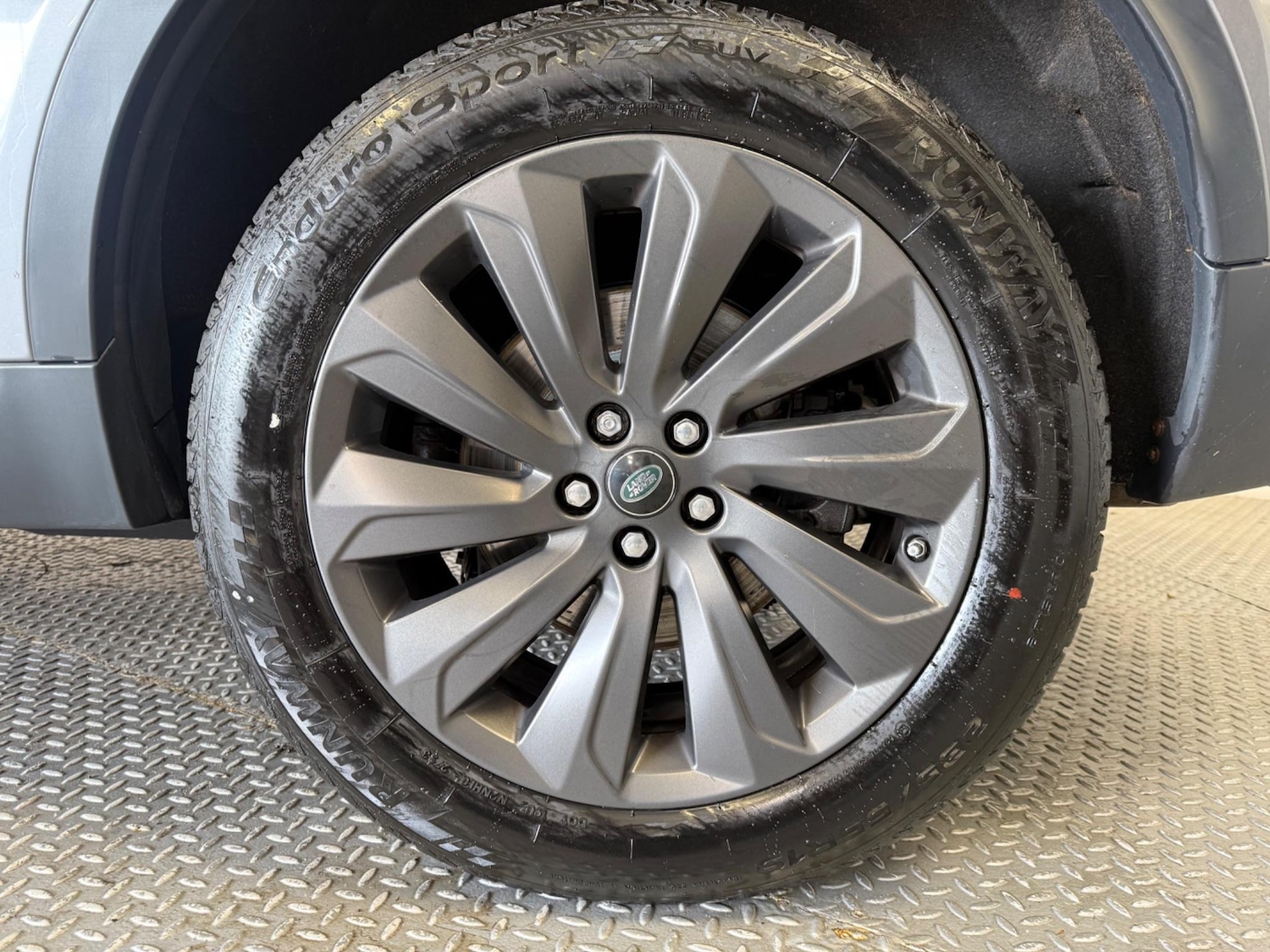 Used Land Rover Discovery Sport 2020 for sale - 76850512: Photo 16