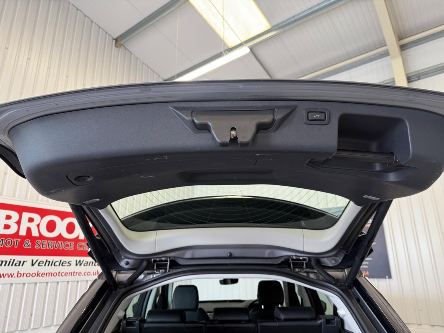 Used Land Rover Discovery Sport 2020 for sale - 76850512: Photo 20