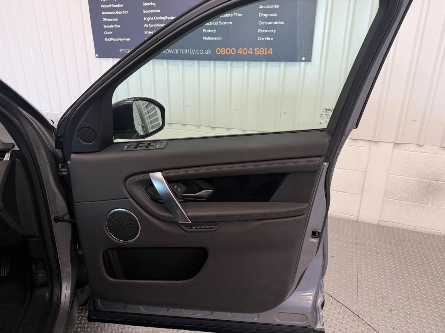 Used Land Rover Discovery Sport 2020 for sale - 76850512: Photo 27