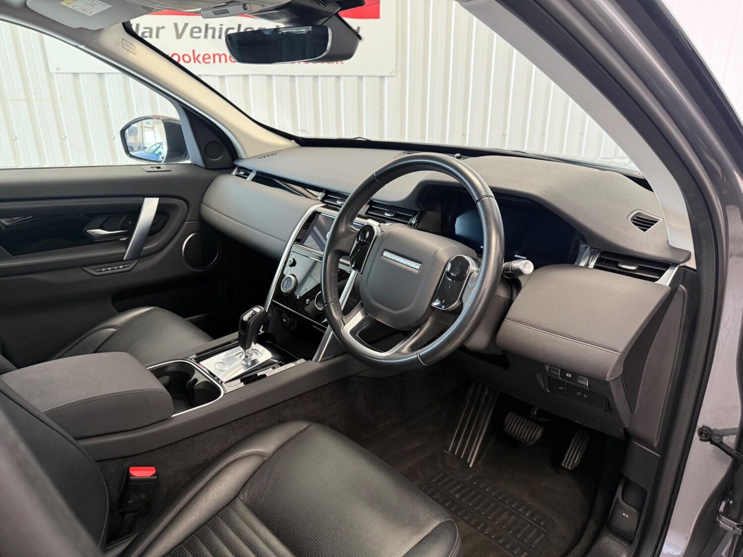 Used Land Rover Discovery Sport 2020 for sale - 76850512: Photo 30