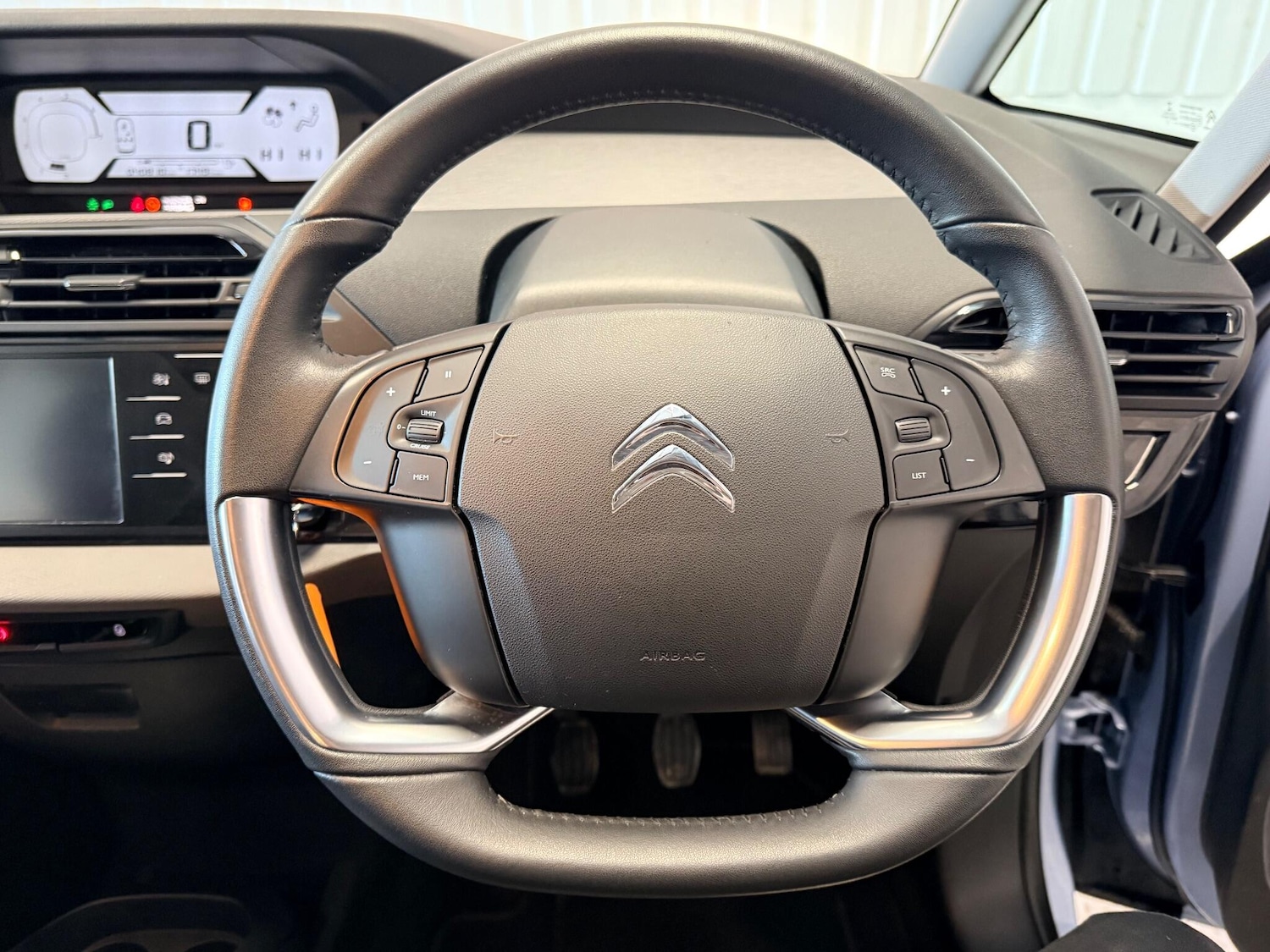 Used Citroen C4 Picasso 2016 for sale - 76715321: Photo 22