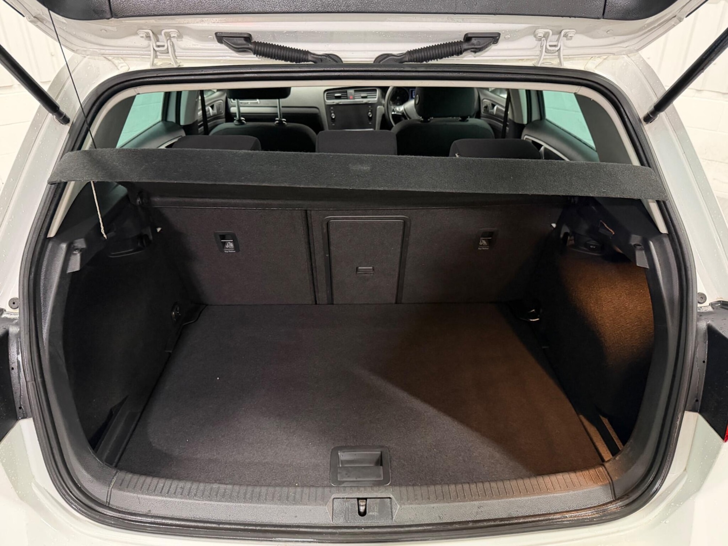 Used Volkswagen Golf 2019 for sale - 77611894: Photo 14