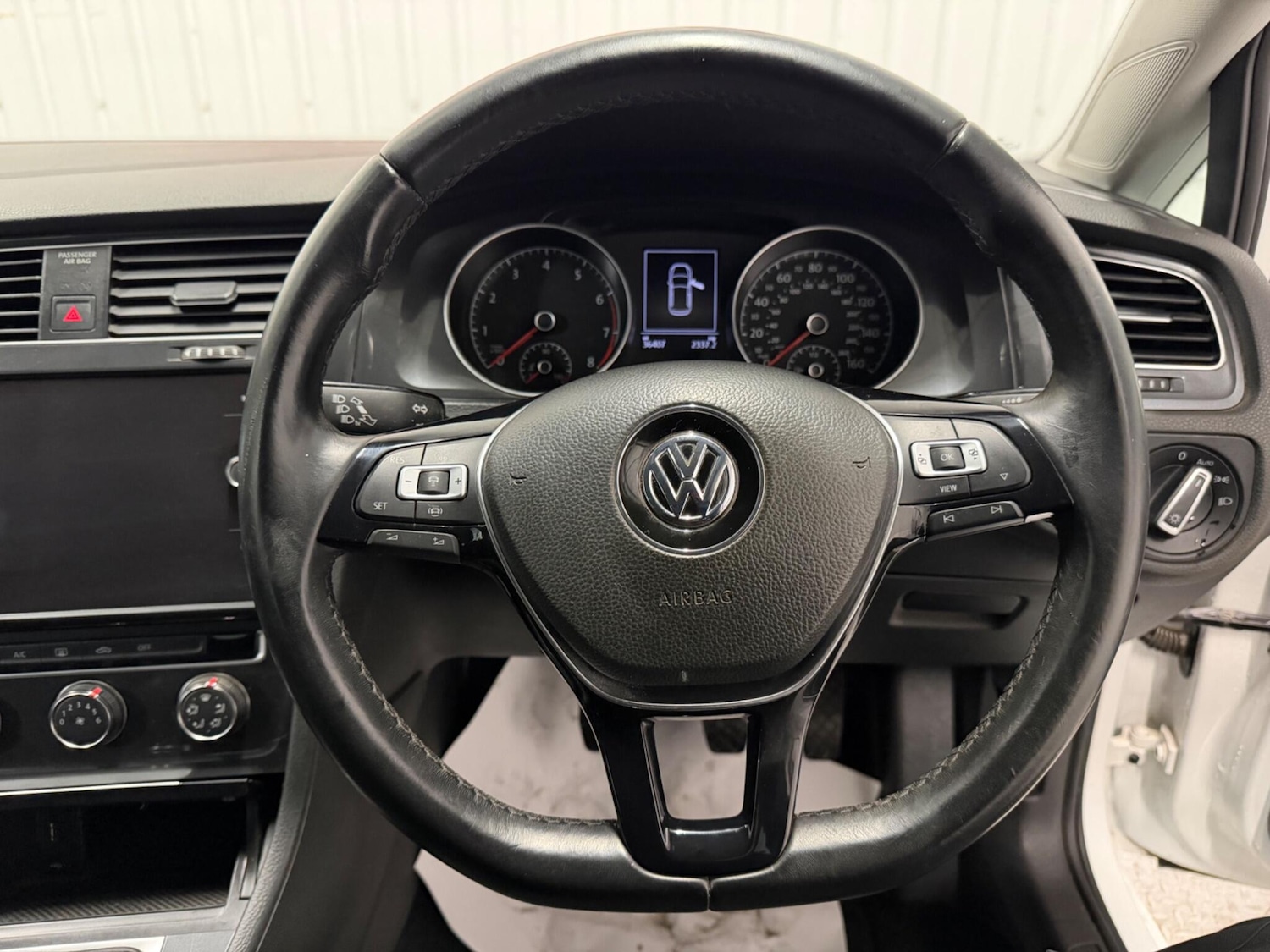 Used Volkswagen Golf 2019 for sale - 77611894: Photo 17