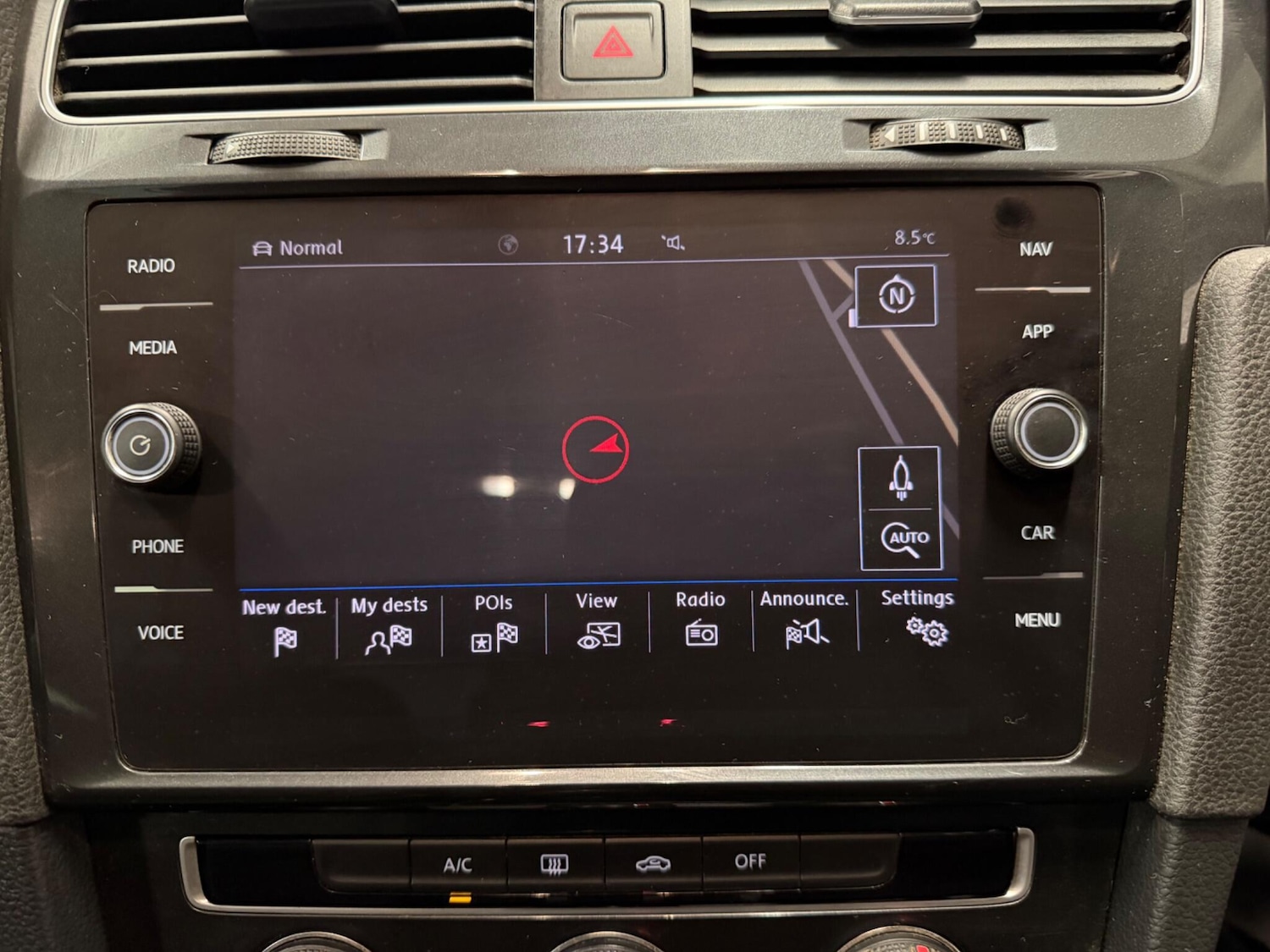 Used Volkswagen Golf 2019 for sale - 77611894: Photo 28