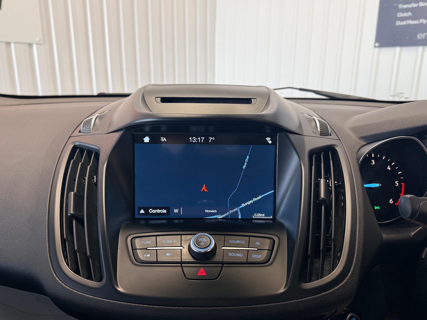 Used Ford Kuga 2017 for sale - 76735302: Photo 27