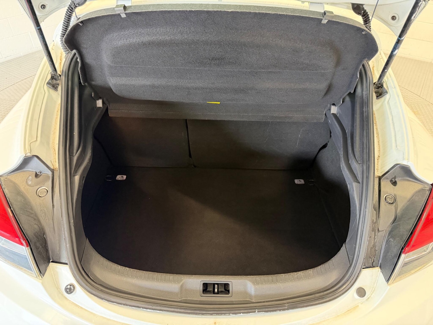 Used Renault Megane 2016 for sale - 78072530: Photo 11