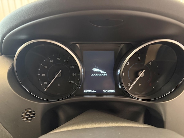 Used Jaguar F-Pace 2020 for sale - 76318152: Photo 22
