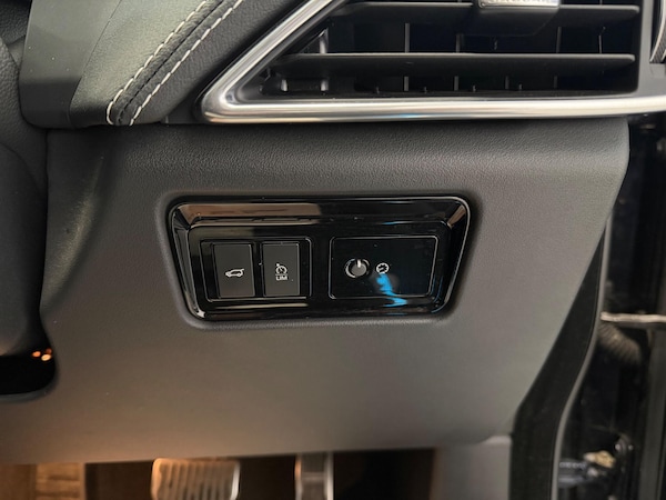 Used Jaguar F-Pace 2020 for sale - 76318152: Photo 23