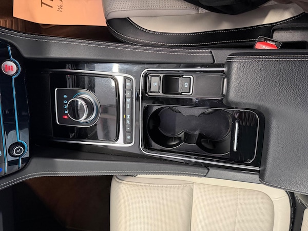 Used Jaguar F-Pace 2020 for sale - 76318152: Photo 29