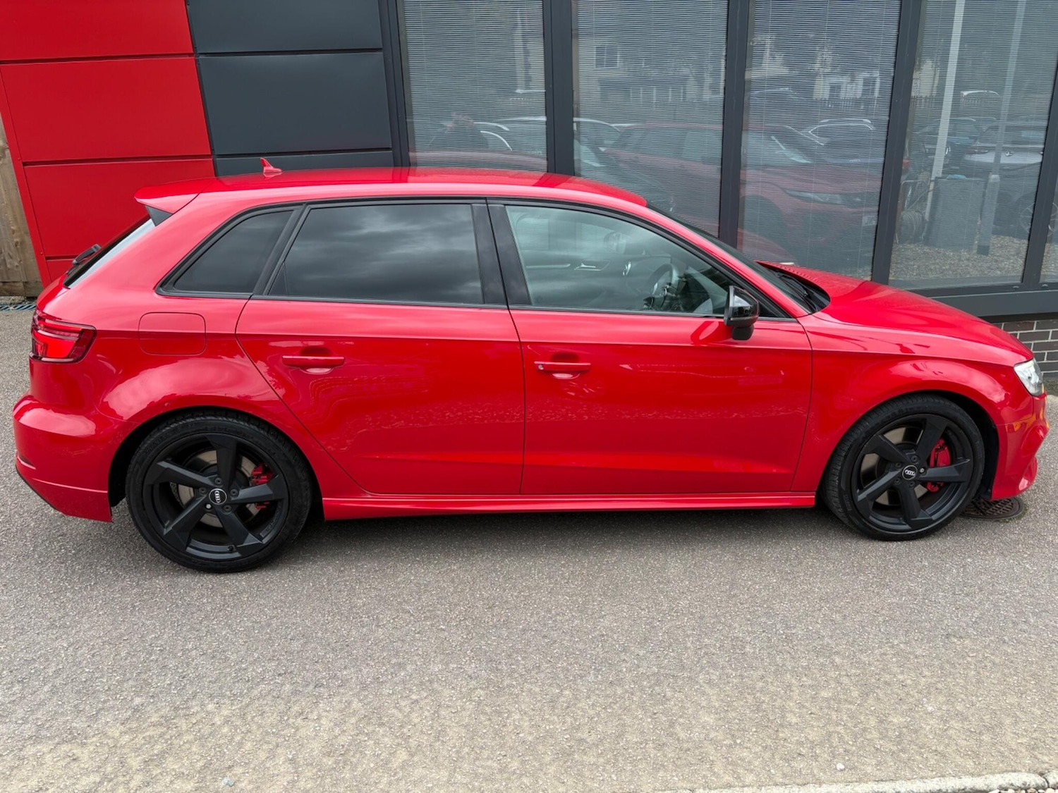 Used Audi S3 2017 for sale - 76085348: Photo 7