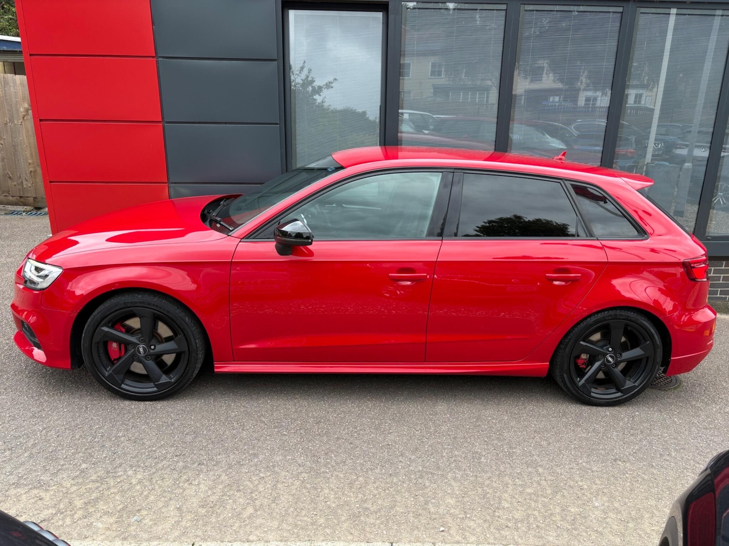 Used Audi S3 2017 for sale - 76085348: Photo 8