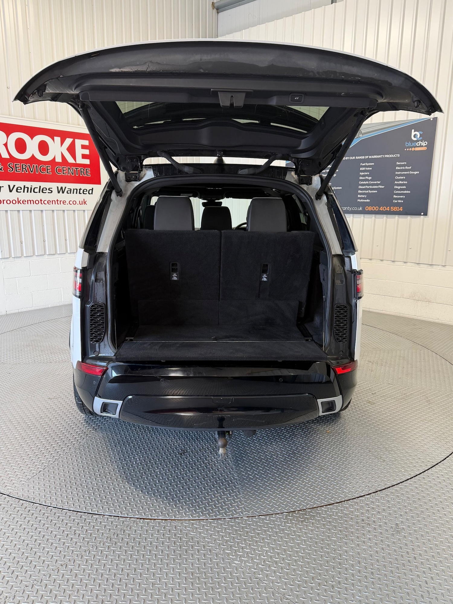 Used Land Rover Discovery 2018 for sale - 76446782: Photo 12