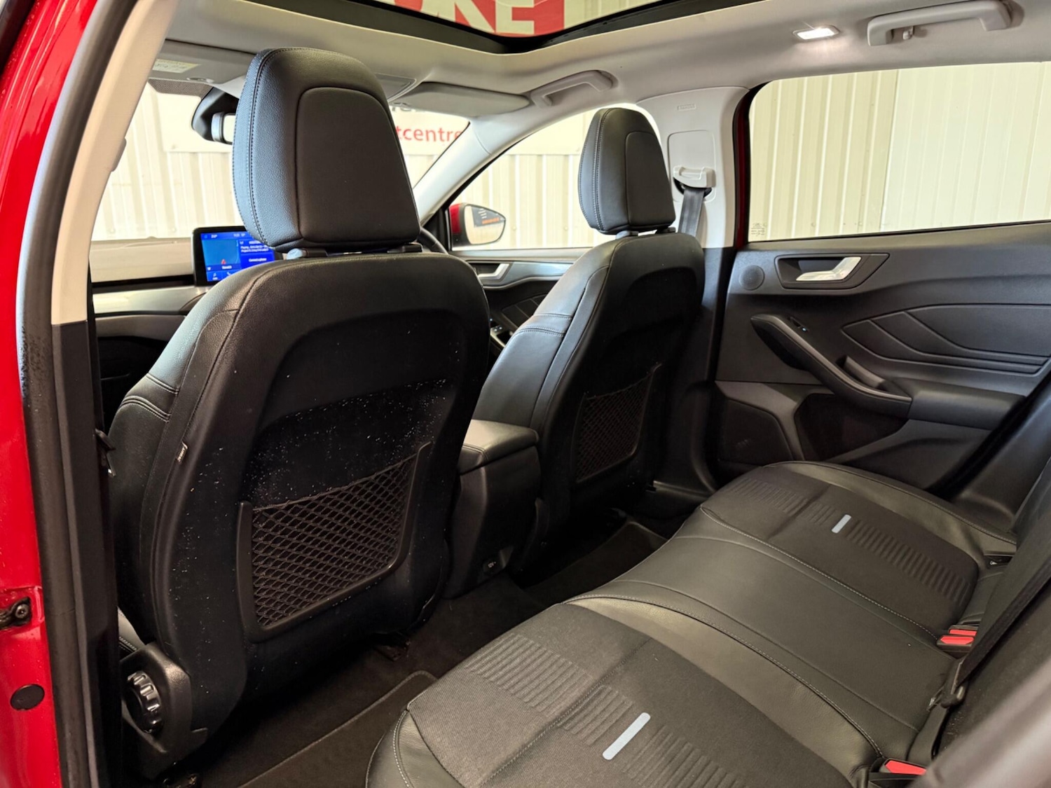 Used Ford Focus for sale - 76485371: Photo 16