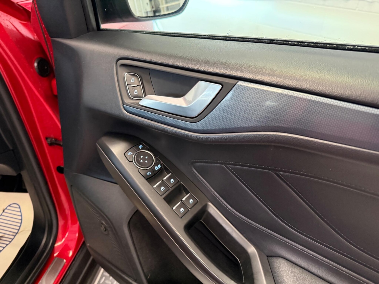 Used Ford Focus for sale - 76485371: Photo 21