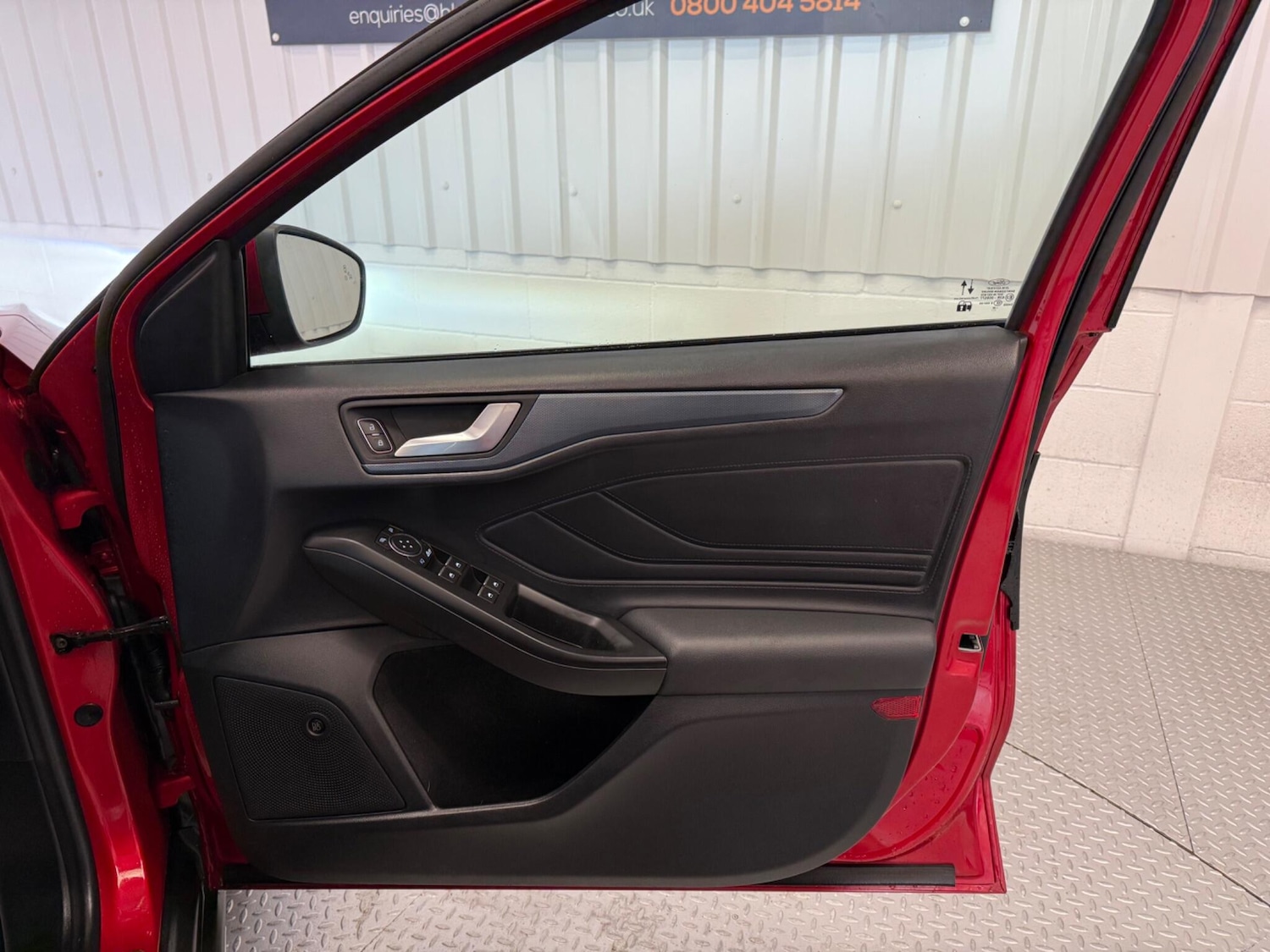 Used Ford Focus for sale - 76485371: Photo 22