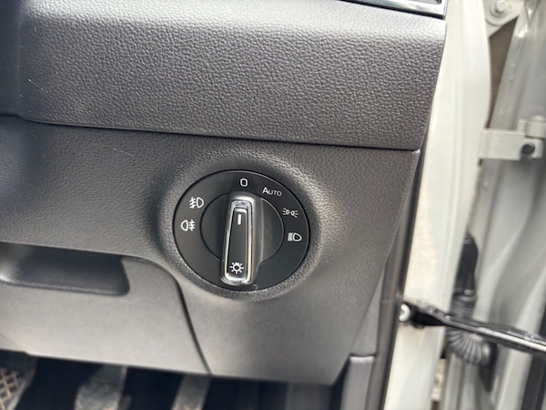 Used Skoda Karoq 2018 for sale - 76214402: Photo 23