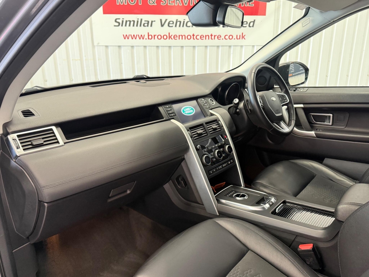 Used Land Rover Discovery Sport 2019 for sale - 76123124: Photo 13