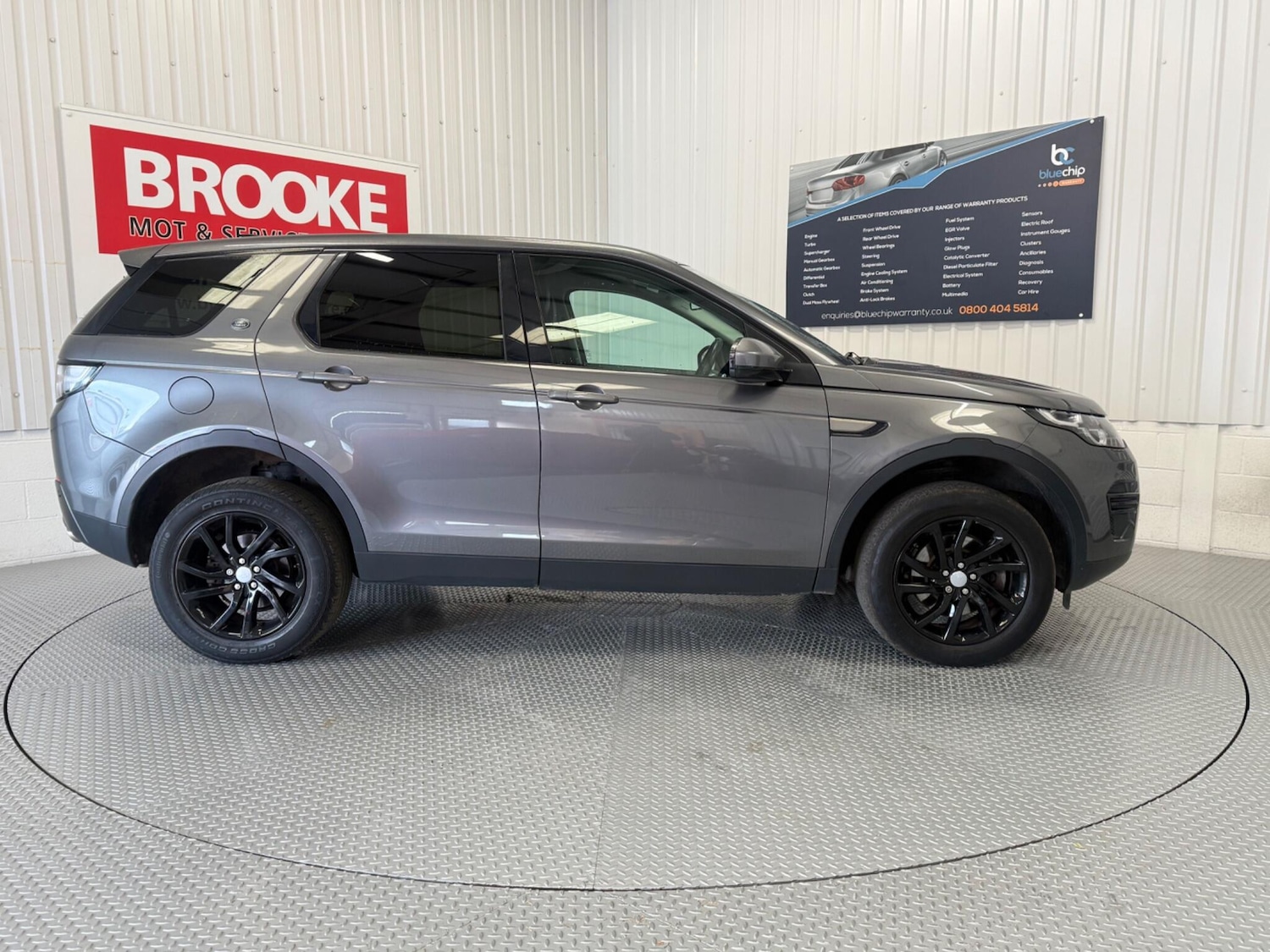 Used Land Rover Discovery Sport 2019 for sale - 76123124: Photo 6
