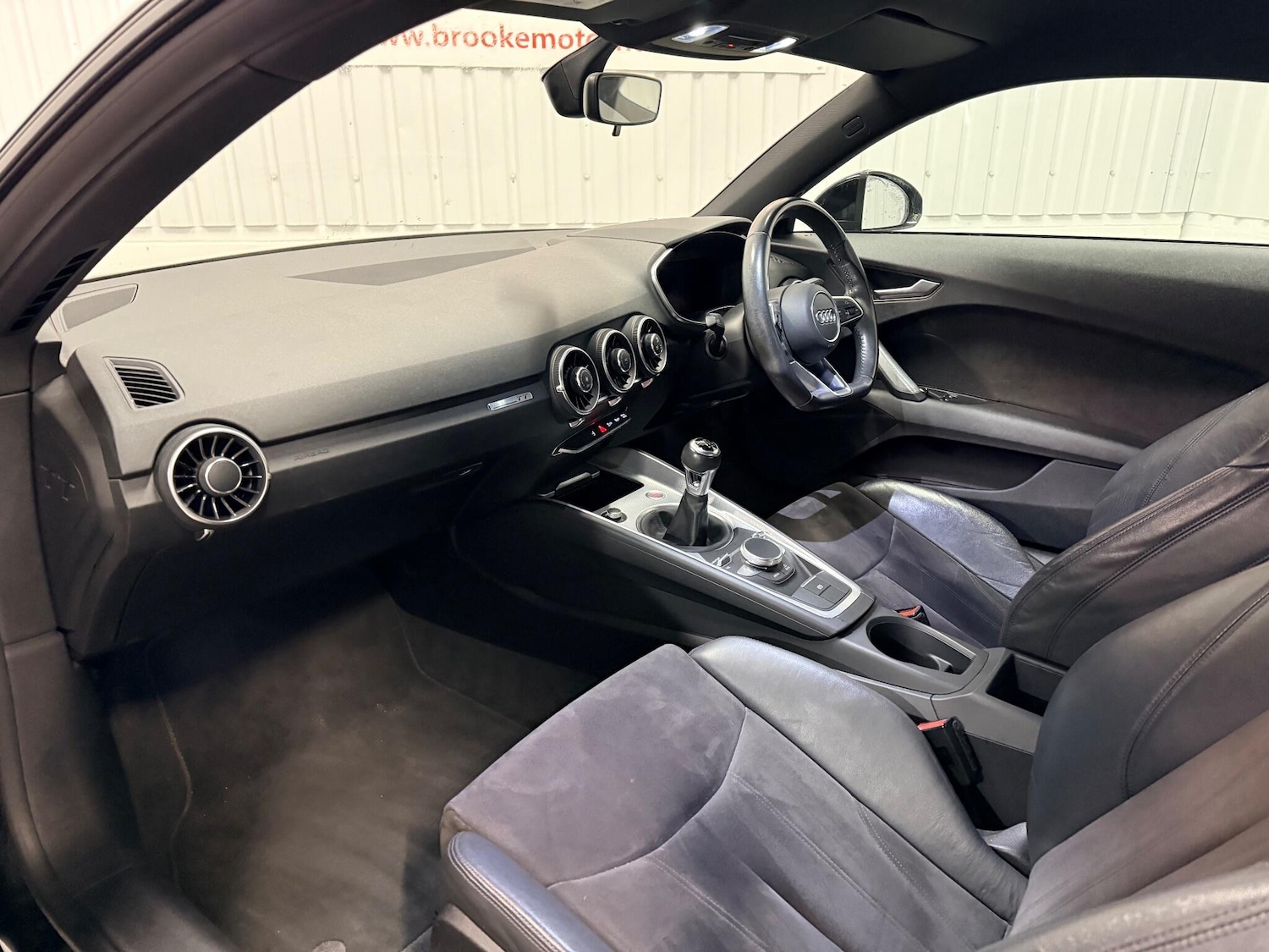 Used Audi TT 2015 for sale - 76823651: Photo 11