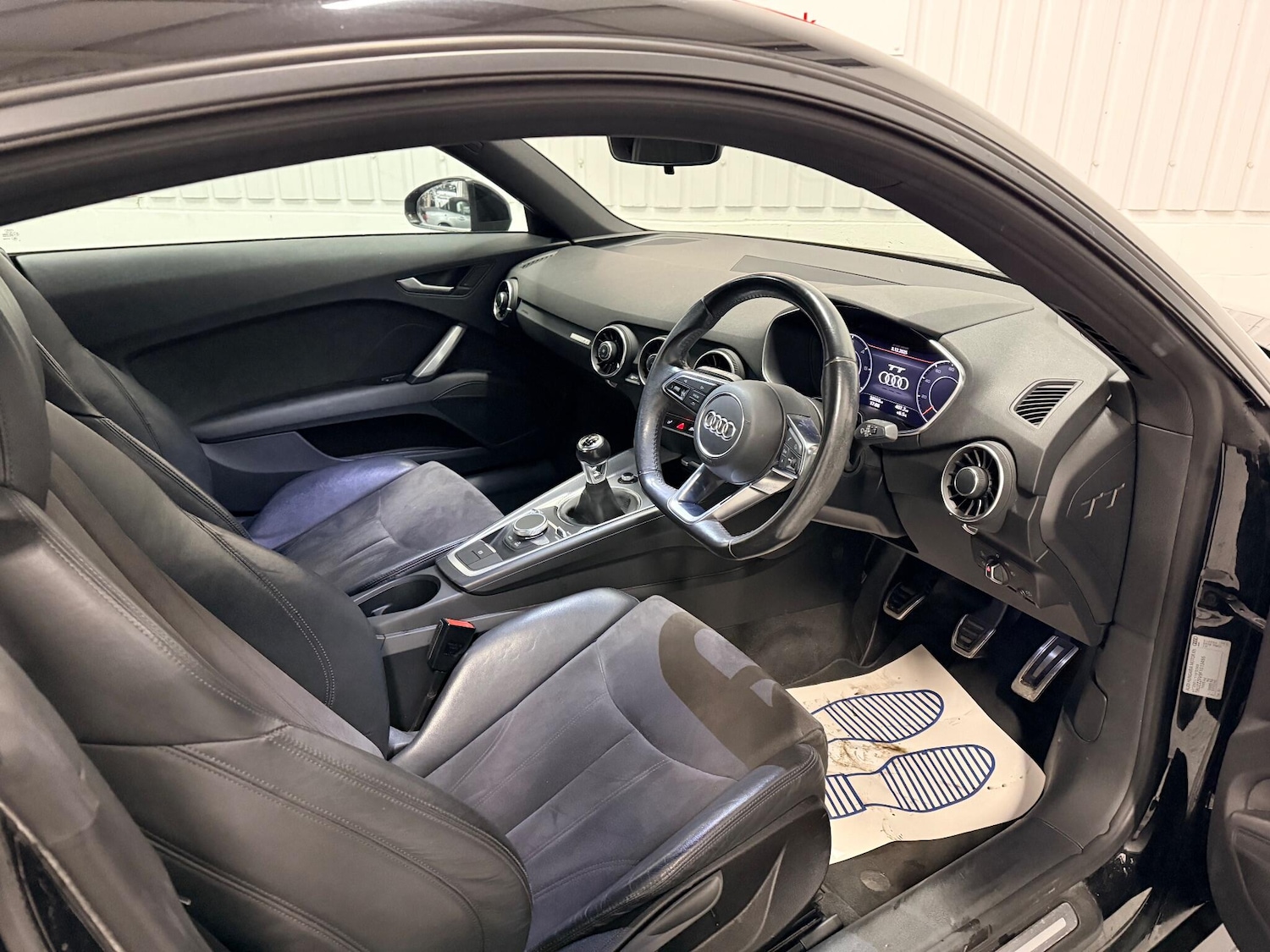 Used Audi TT 2015 for sale - 76823651: Photo 15