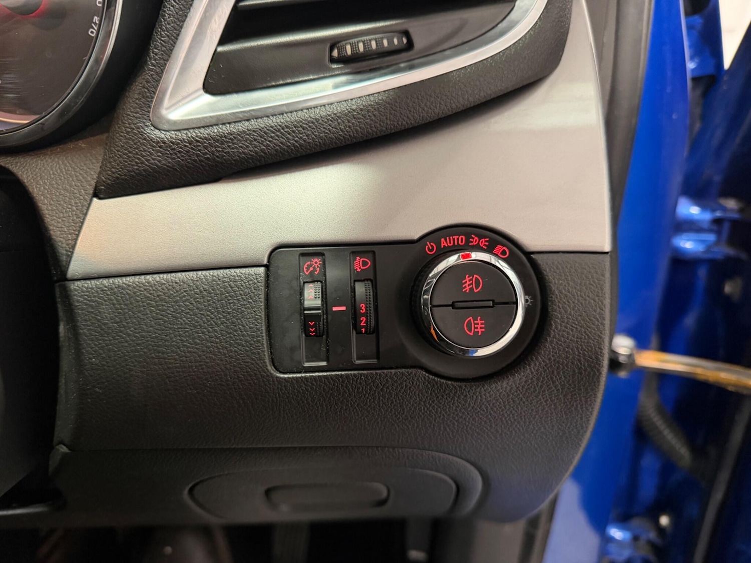 Used Vauxhall Mokka for sale - 77882772: Photo 23