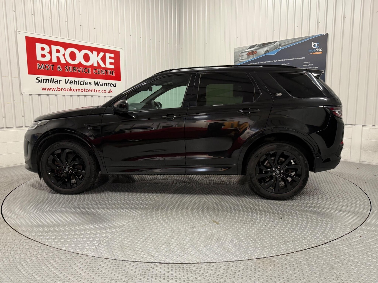 Used Land Rover Discovery Sport 2021 for sale - 76446516: Photo 11