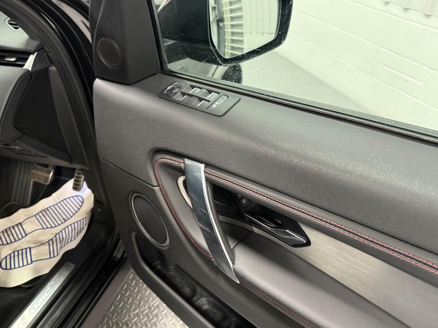 Used Land Rover Discovery Sport 2021 for sale - 76446516: Photo 23