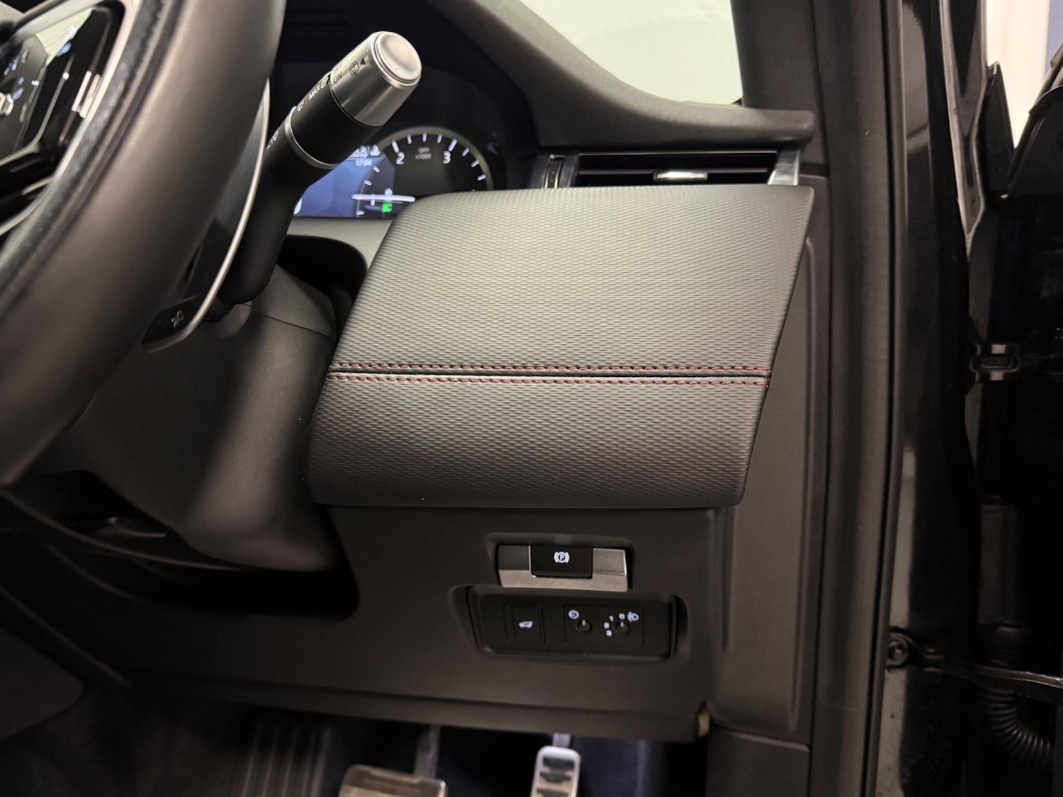 Used Land Rover Discovery Sport 2021 for sale - 76446516: Photo 29