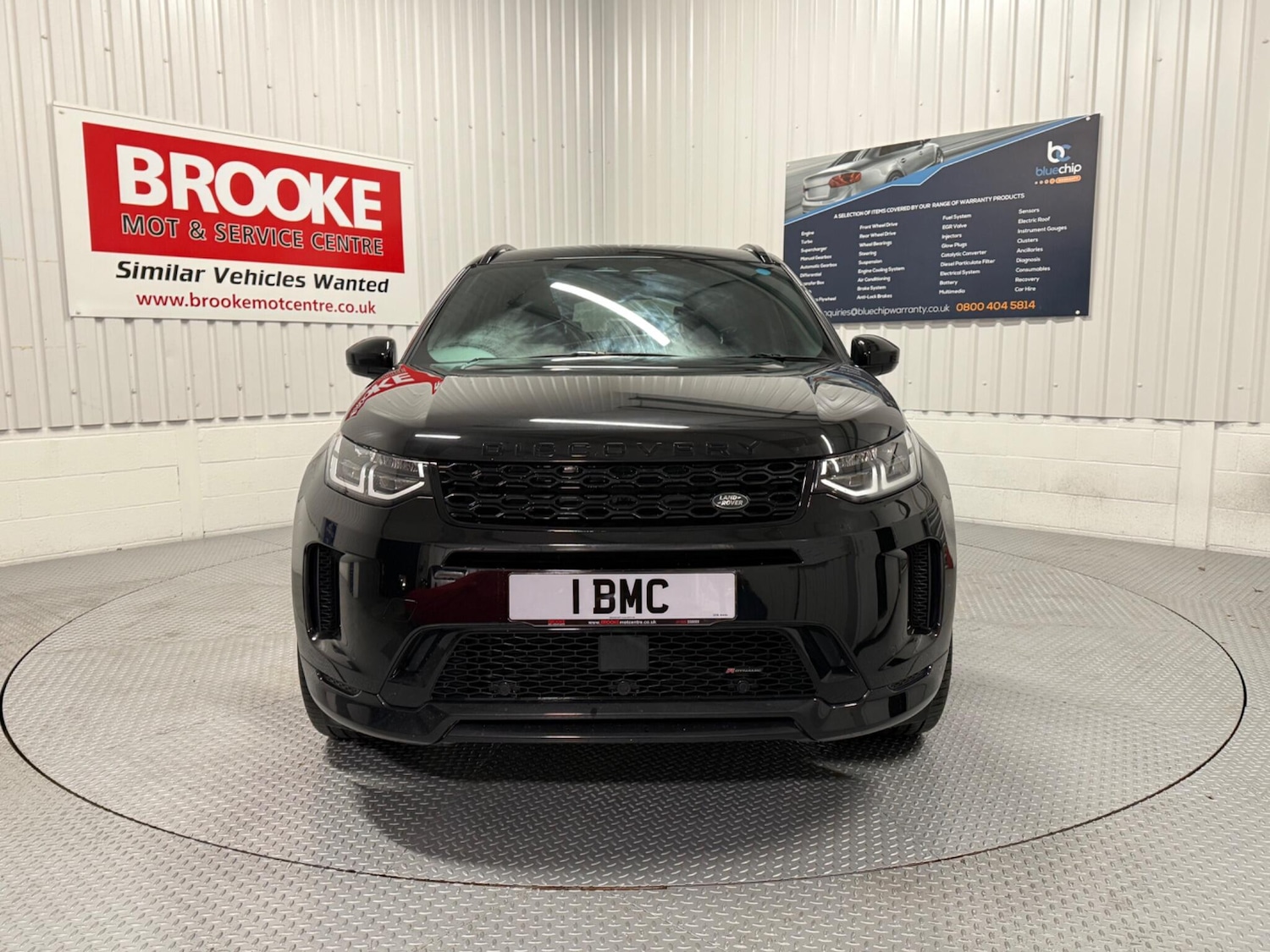 Used Land Rover Discovery Sport 2021 for sale - 76446516: Photo 3