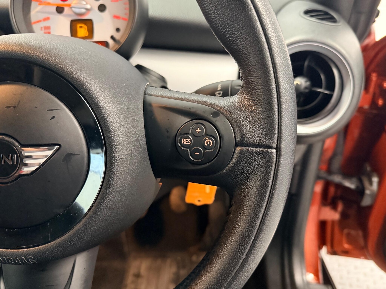 Used MINI Convertible 2014 for sale - 76781757: Photo 21