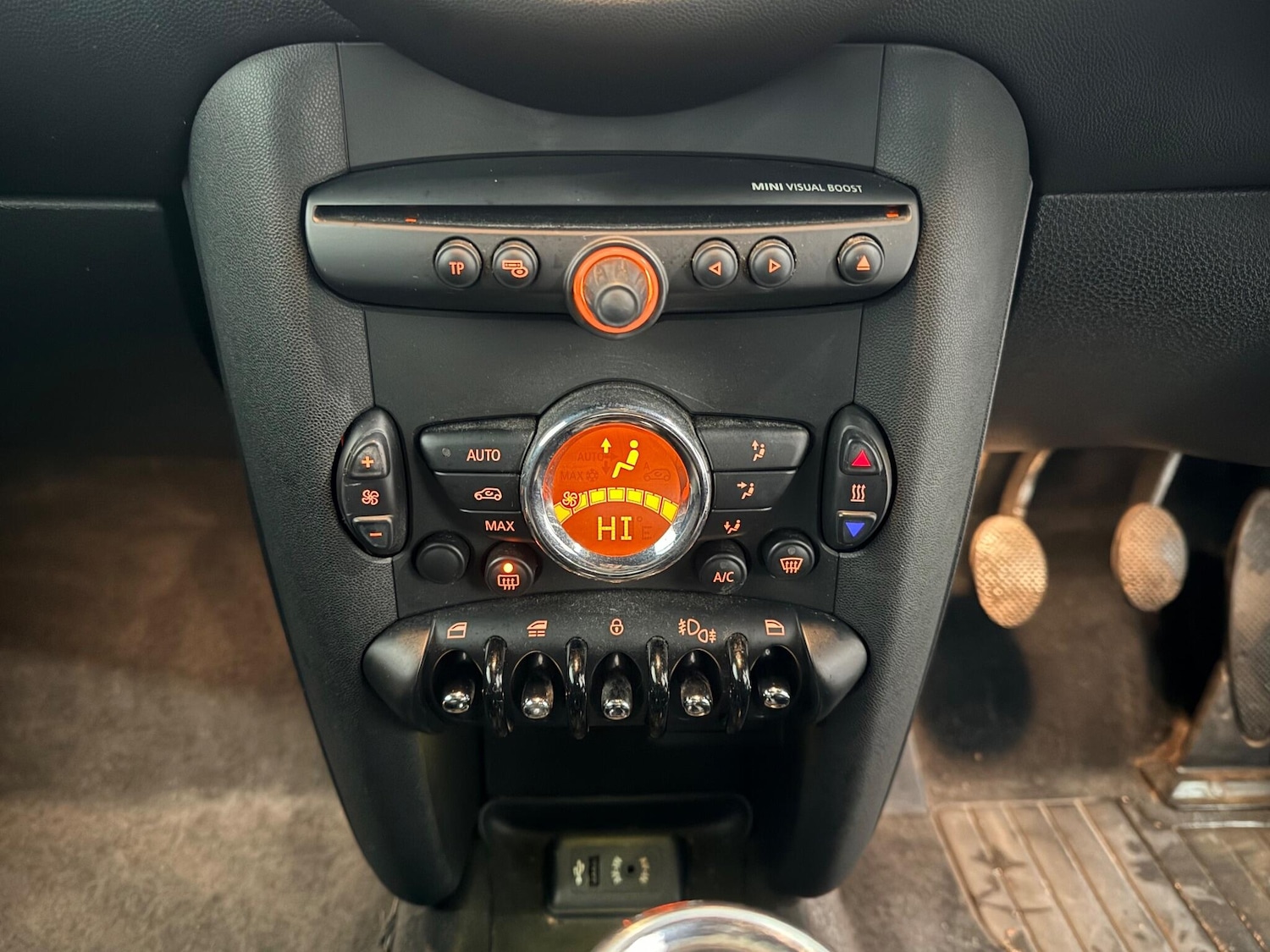 Used MINI Convertible 2014 for sale - 76781757: Photo 22