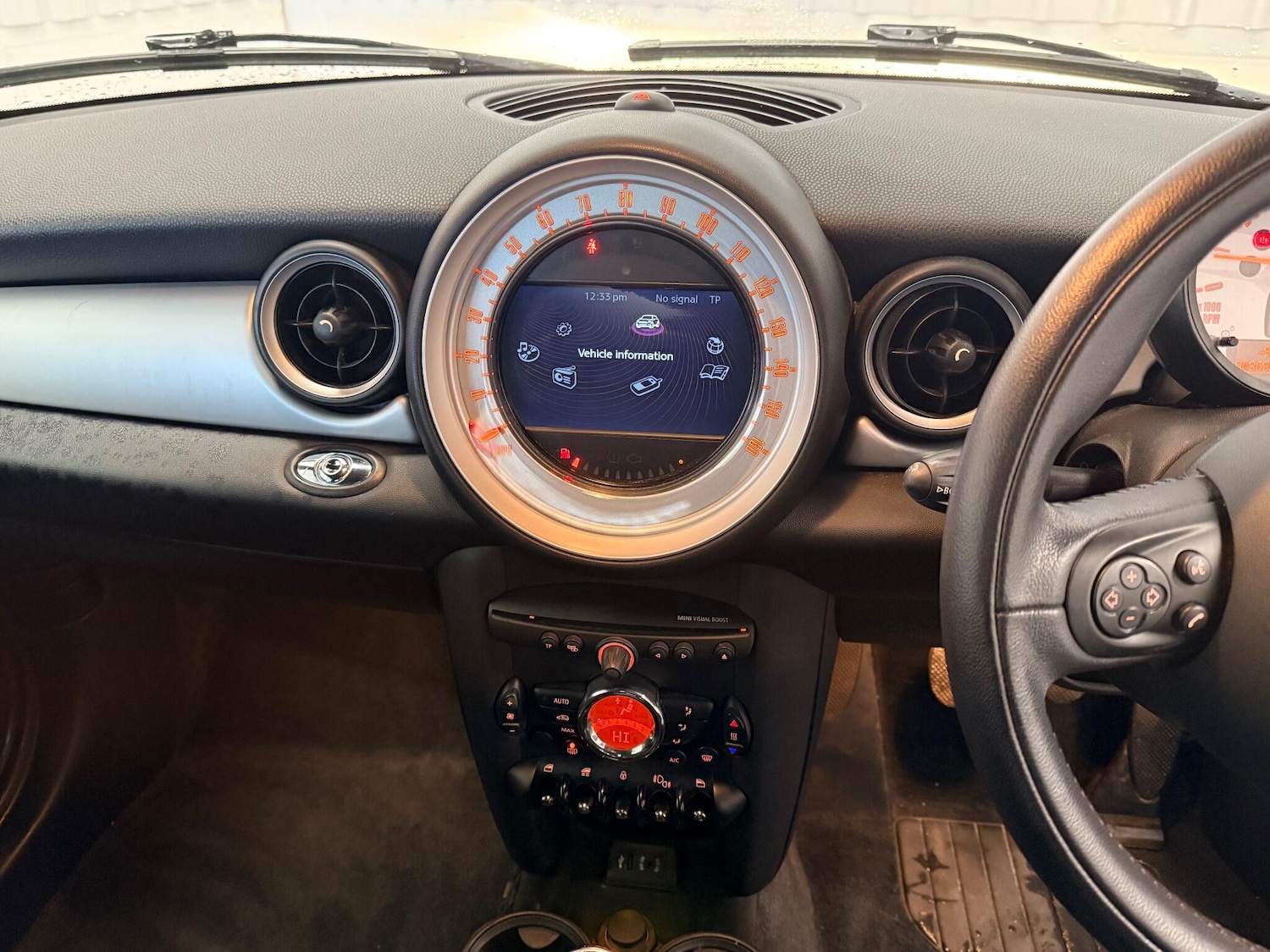 Used MINI Convertible 2014 for sale - 76781757: Photo 24