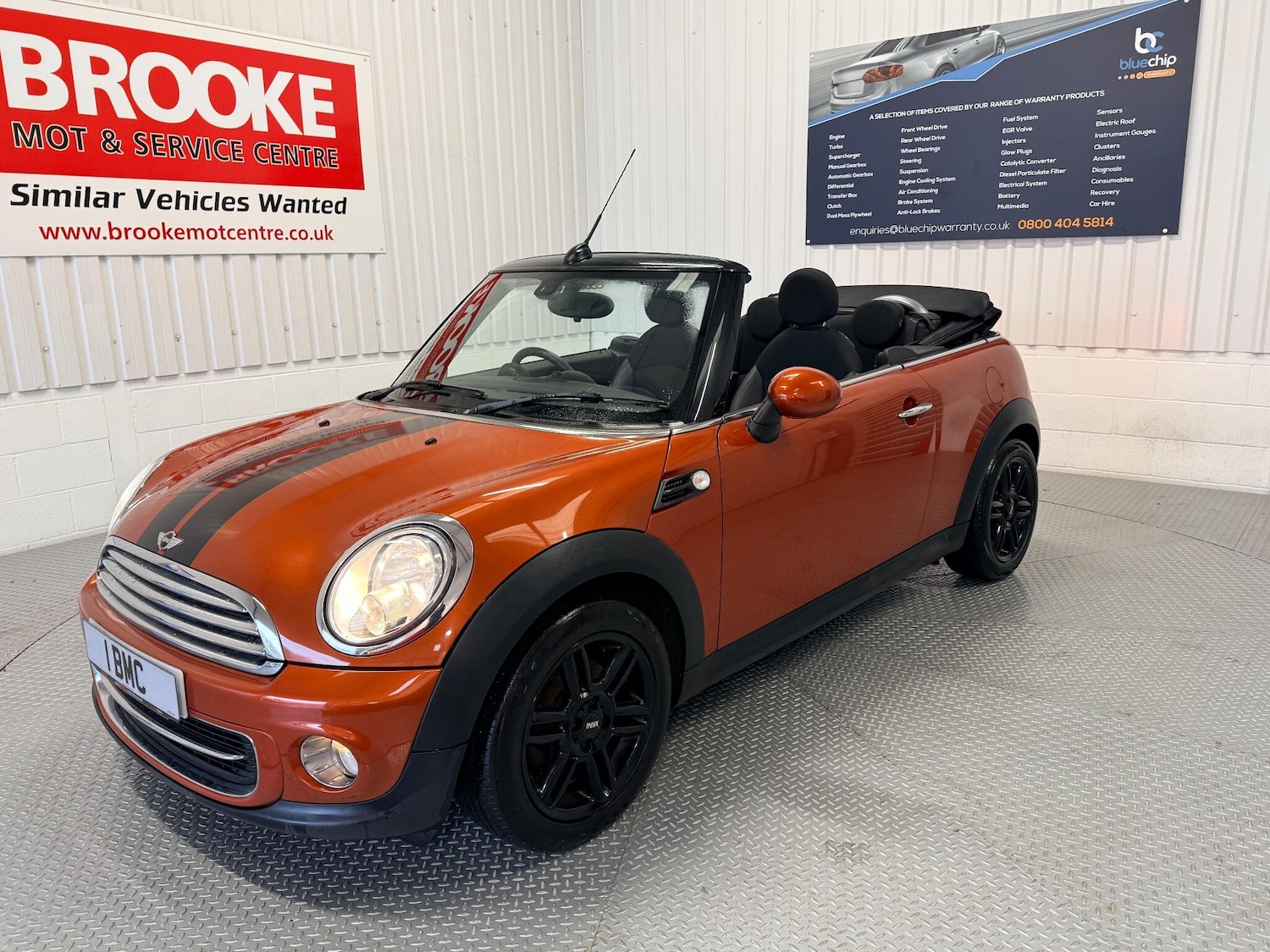Used MINI Convertible 2014 for sale - 76781757: Photo 28