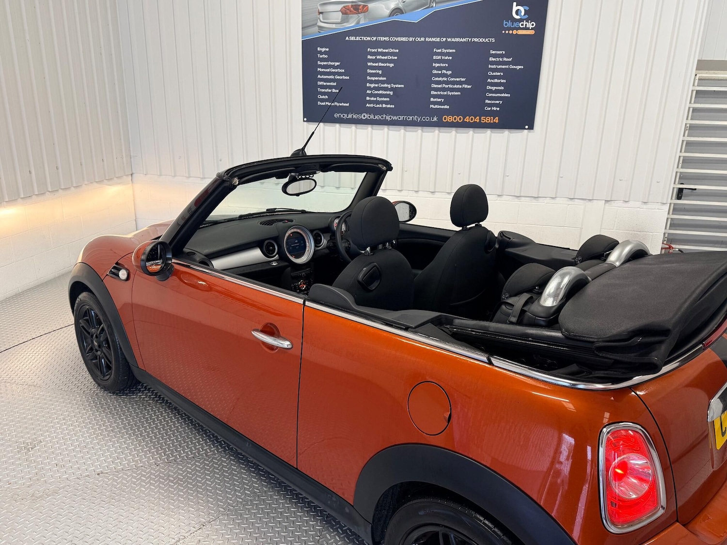 Used MINI Convertible 2014 for sale - 76781757: Photo 30