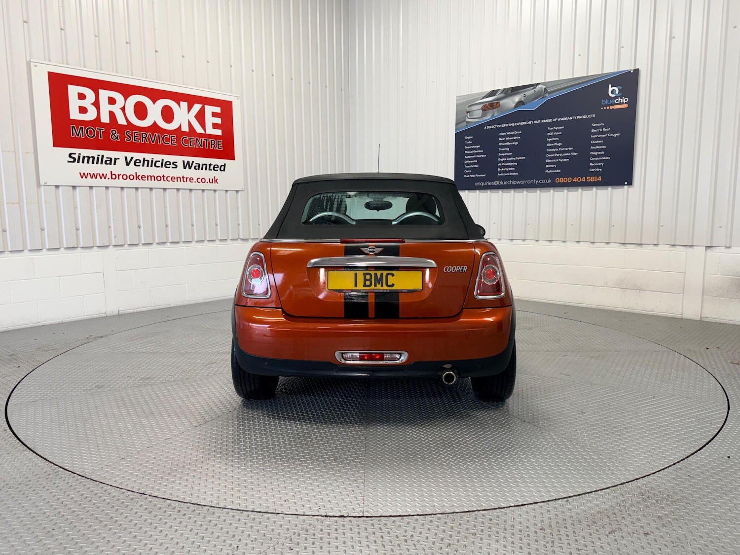 Used MINI Convertible 2014 for sale - 76781757: Photo 6