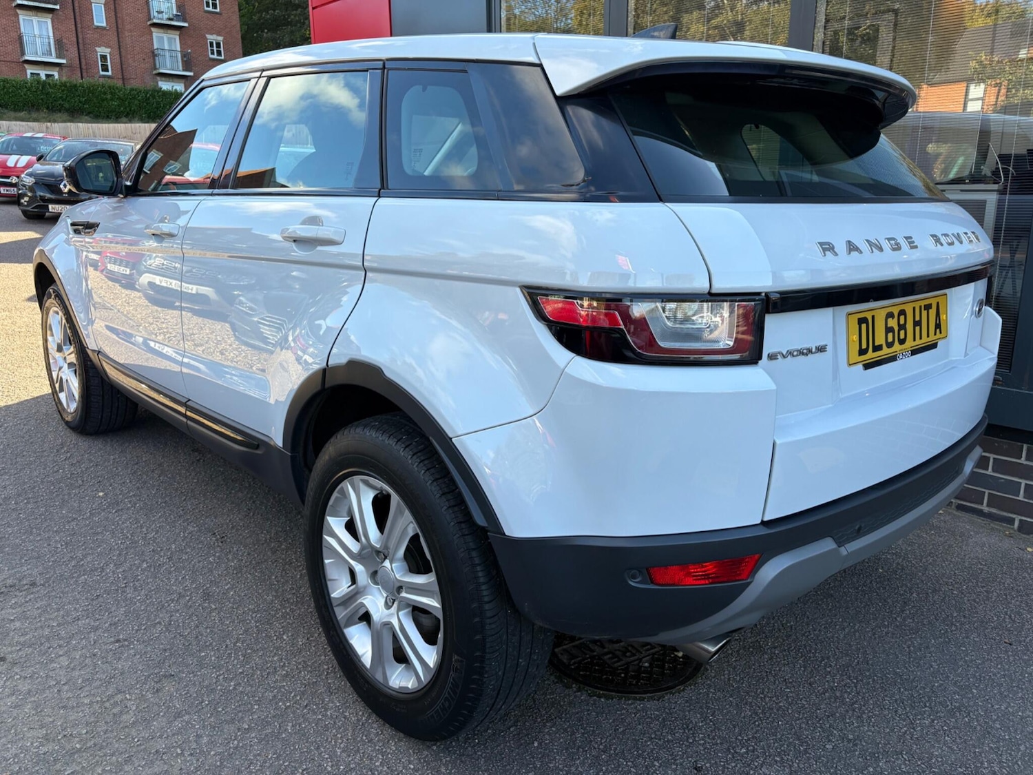 Used Land Rover Range Rover Evoque 2019 for sale - 76371188: Photo 6