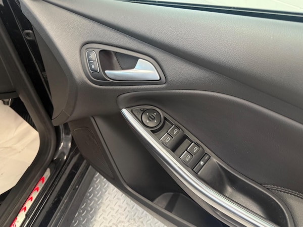 Used Ford Focus 2017 for sale - 75678440: Photo 22