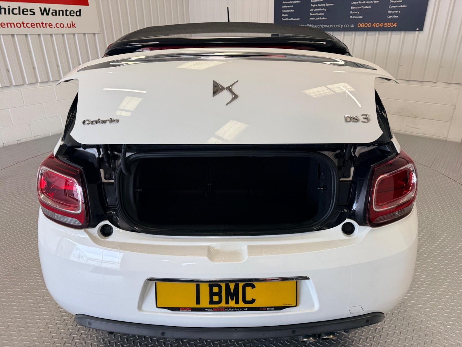 Used DS Automobiles DS 3 Cabrio for sale - 77892292: Photo 17