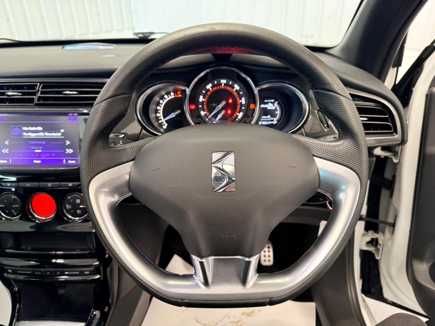 Used DS Automobiles DS 3 Cabrio for sale - 77892292: Photo 20