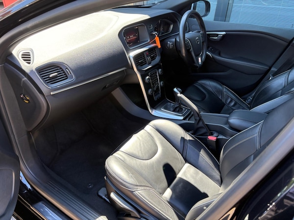 Used Volvo V40 2019 for sale - 74631826: Photo 14
