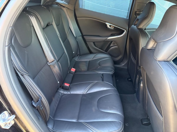 Used Volvo V40 2019 for sale - 74631826: Photo 21