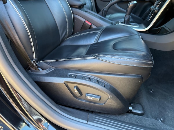 Used Volvo V40 2019 for sale - 74631826: Photo 29