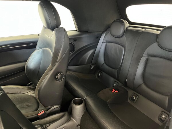 Used MINI Convertible 2017 for sale - 73242520: Photo 18