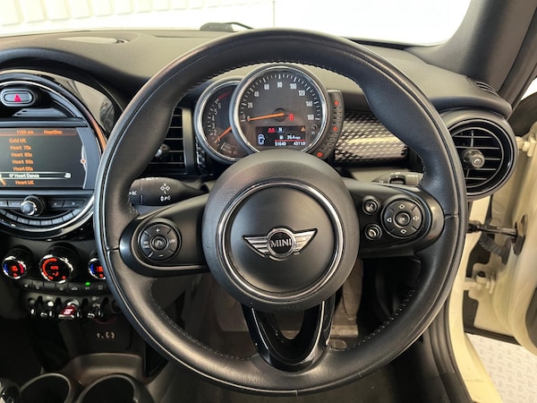 Used MINI Convertible 2017 for sale - 73242520: Photo 20