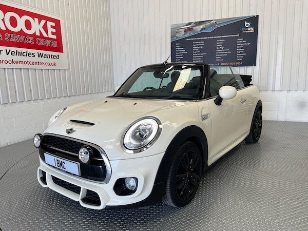 Used MINI Convertible 2017 for sale - 73242520: Photo 28